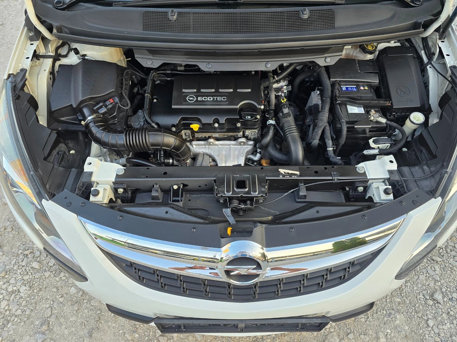 Opel Zafira 1.4 БЕНЗИН ! ! РЕАЛНИ КИЛОМЕТРИ | Mobile.bg — изображение 16