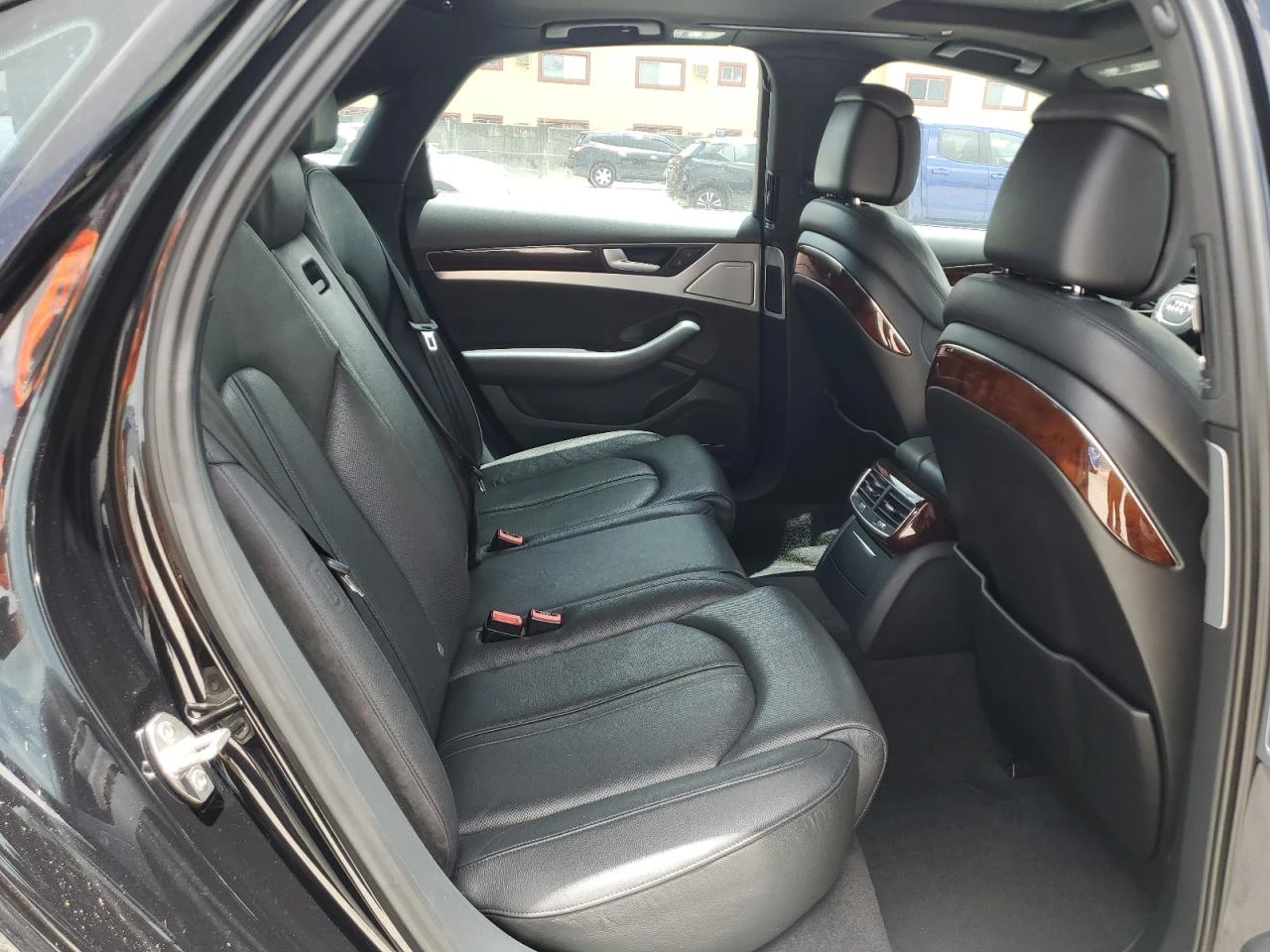 Audi A8  - изображение 9
