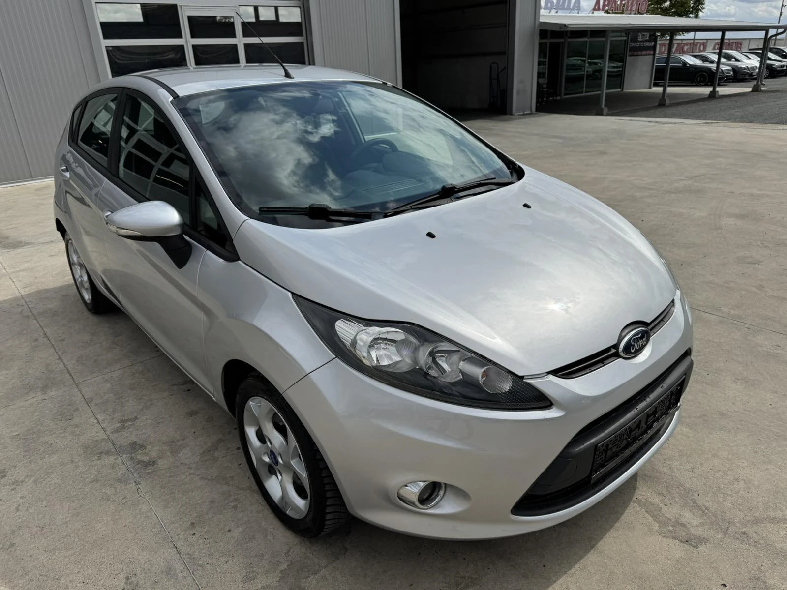Ford Fiesta 1.4* 97ps* GAS* КЛИМАТИК - изображение 7