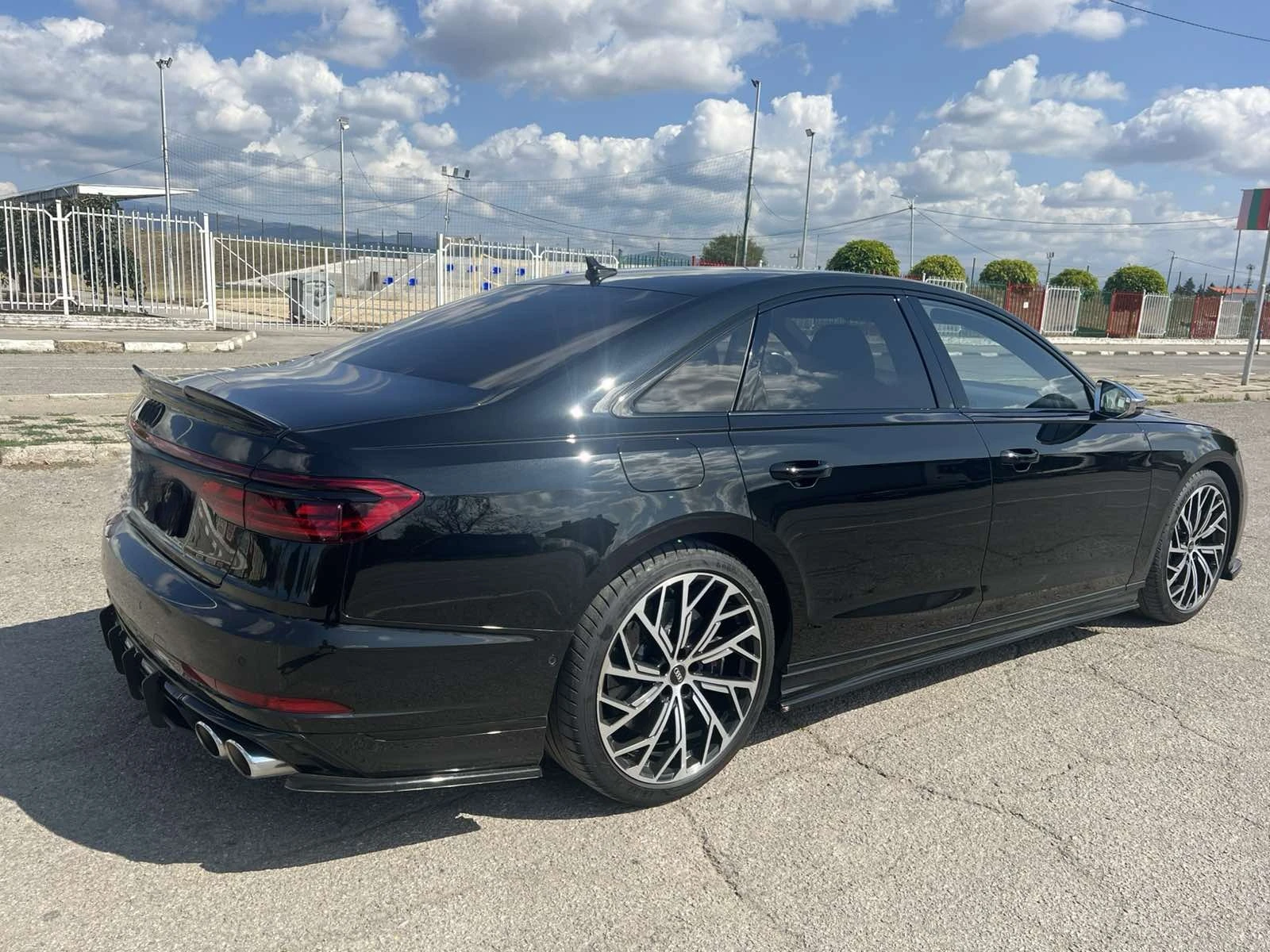 Audi S8 Ceramic + B&O - изображение 6