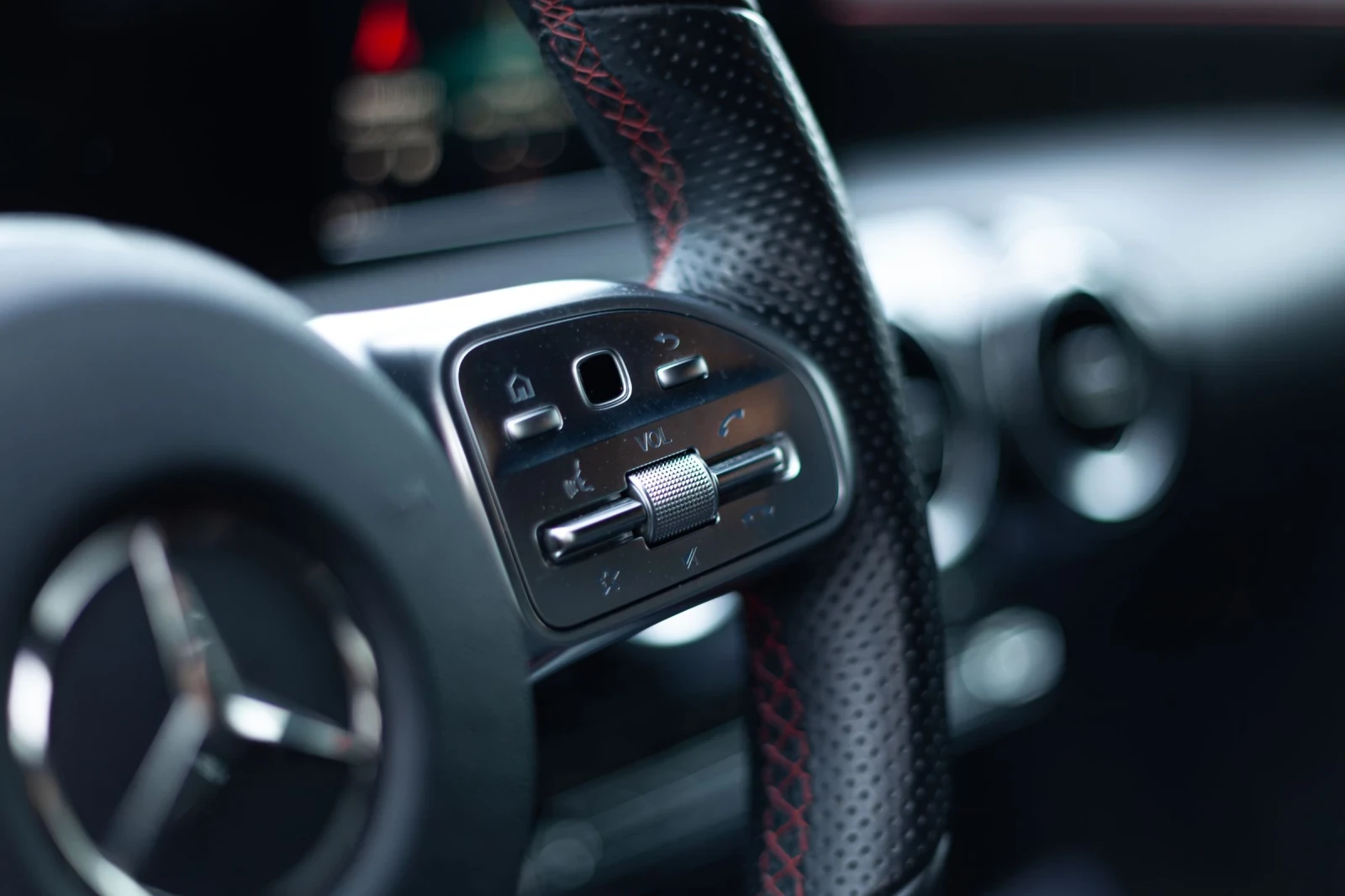 Mercedes-Benz A 160 1, 4 бензин 109 к.с - изображение 4