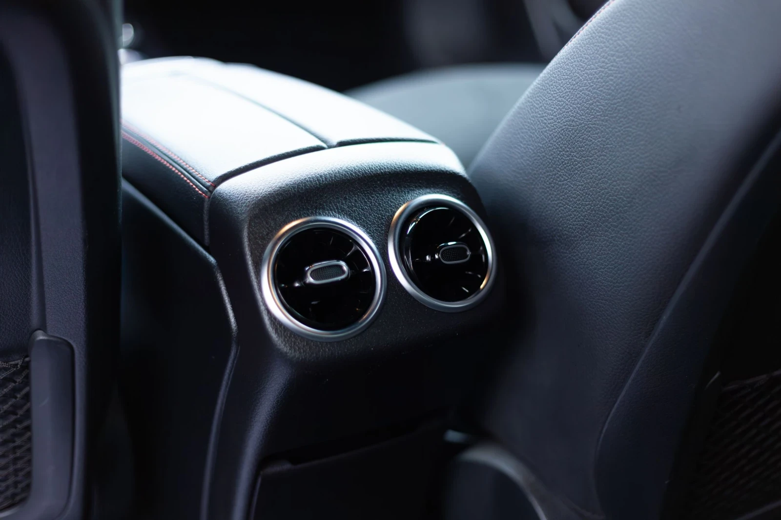 Mercedes-Benz A 160 1, 4 бензин 109 к.с - изображение 6