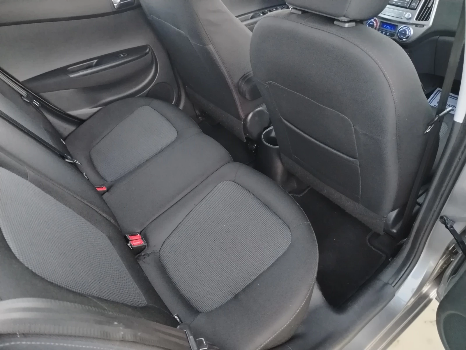 Hyundai I20 1.4-101   /  / 5 / 109 000  | Mobile.bg   13