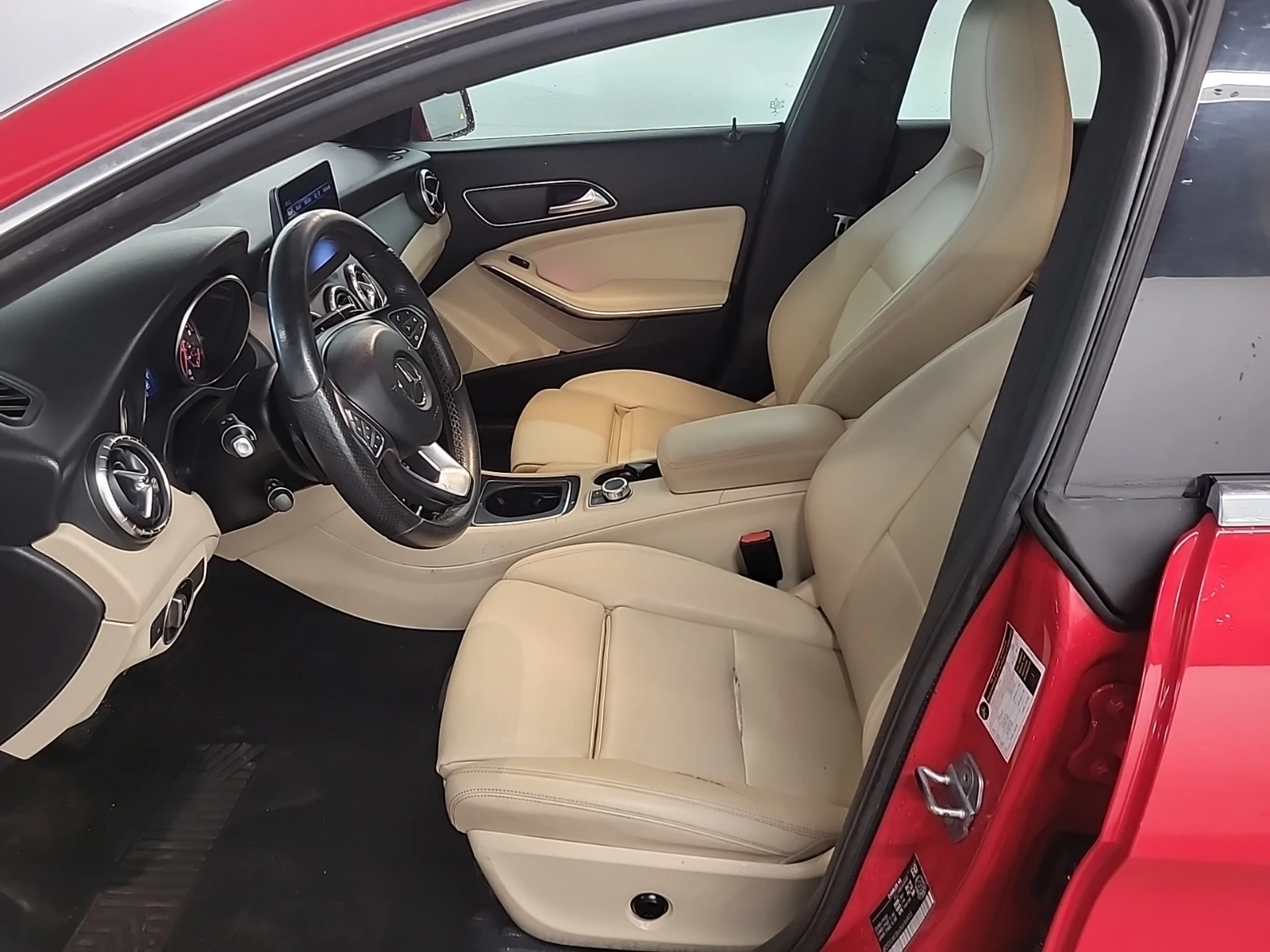 Mercedes-Benz CLA 250 4MATIC/KEYLESS/BUCKET SEATS/������� | Mobile.bg � ����������� 12