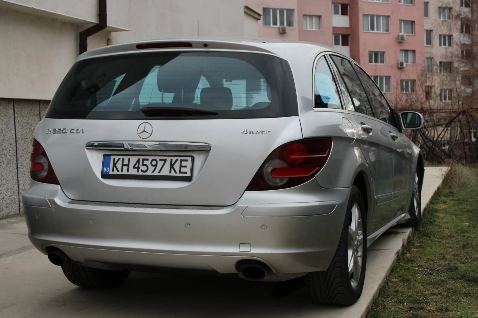 Mercedes-Benz R 320  - изображение 3