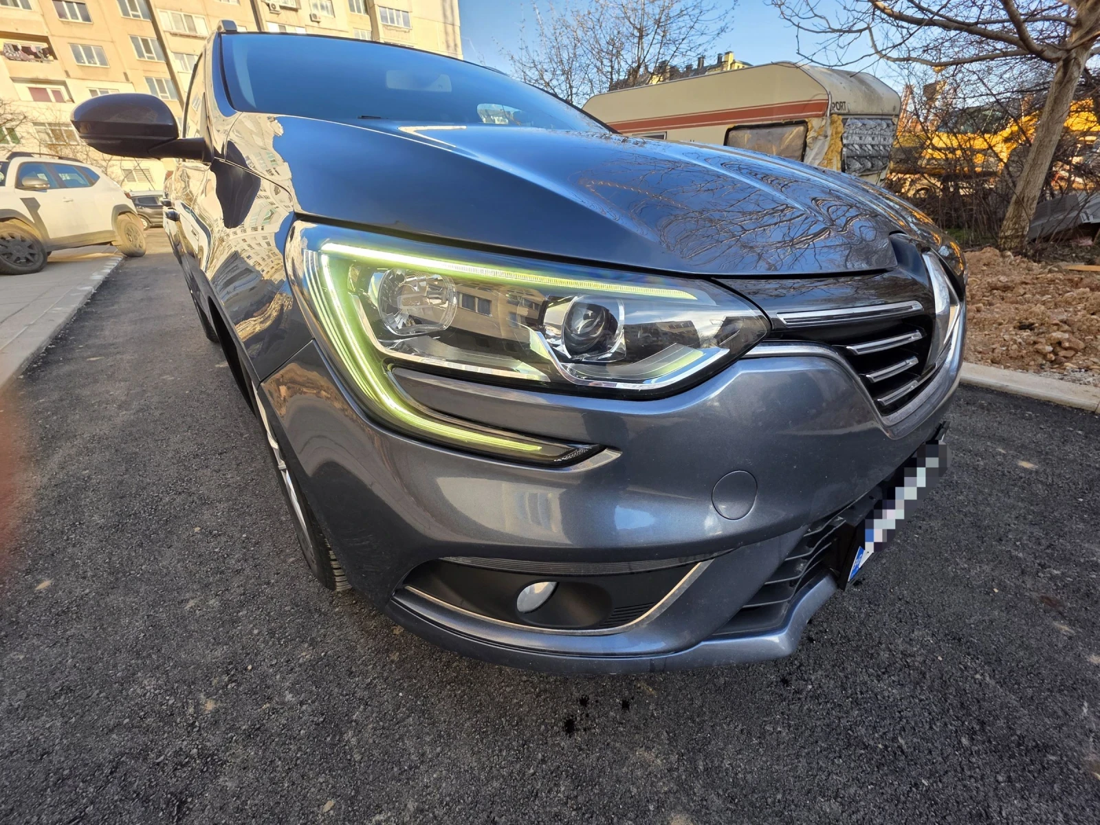 Renault Megane 1.5 dci INTENS, снимка 2 - Автомобили и джипове - 53786757