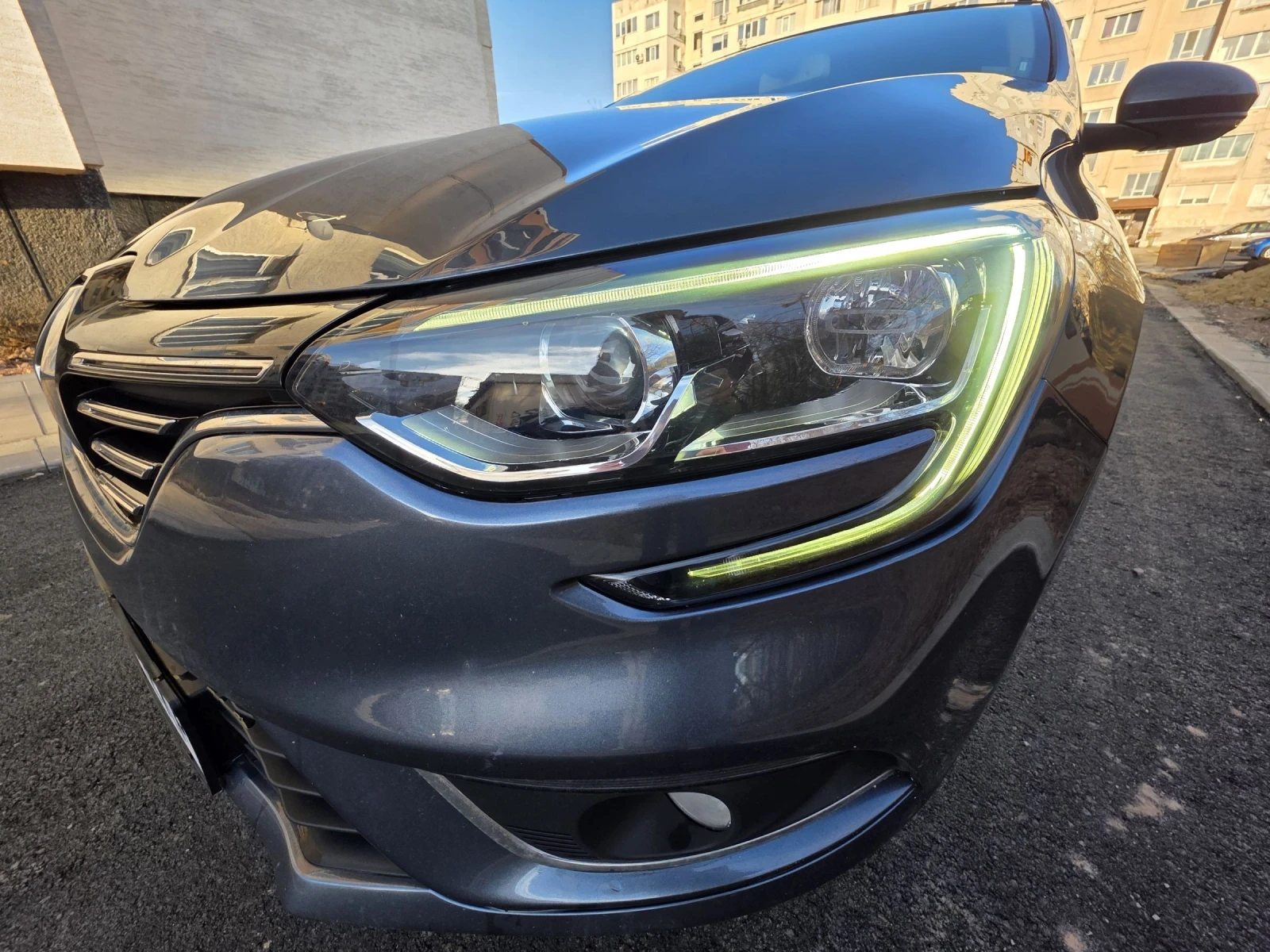 Renault Megane 1.5 dci INTENS, снимка 3 - Автомобили и джипове - 53786757