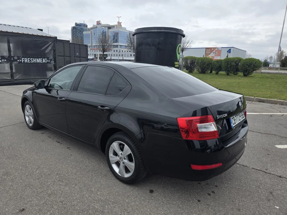Skoda Octavia 1.6D  105кс  2016g, снимка 8 - Автомобили и джипове - 54093102