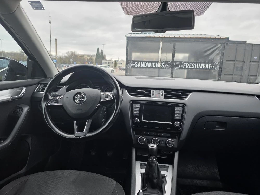 Skoda Octavia 1.6D  105кс  2016g, снимка 10 - Автомобили и джипове - 54093102