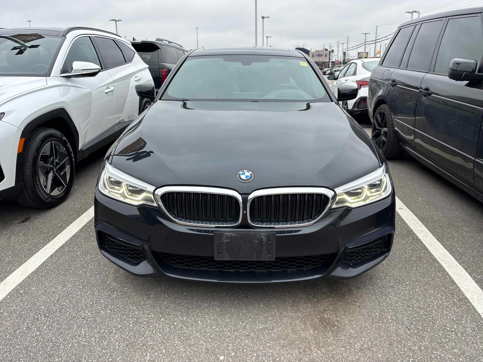 BMW 540 М ПАКЕТ * ОБДУХВАНЕ * HARMON KARDON * CARFAX * , снимка 2 - Автомобили и джипове - 54100800