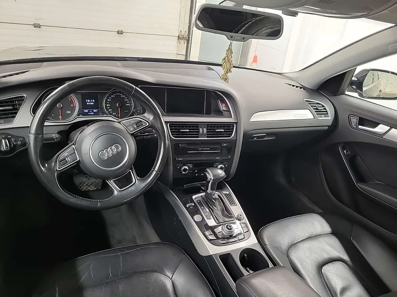 Audi A4 * PROGRESSIV PLUS * CARFAX * ЦЕНА ДО БГ, снимка 9 - Автомобили и джипове - 54285047