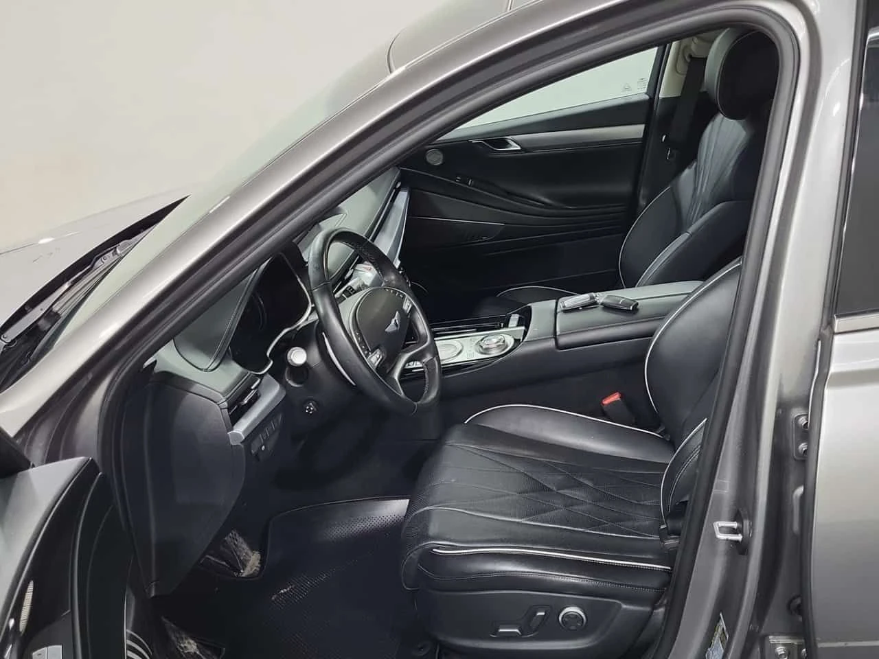 Genesis G80 2.5T * Един собственик * Без инцидент * От Hyundai, снимка 10 - Автомобили и джипове - 54425128