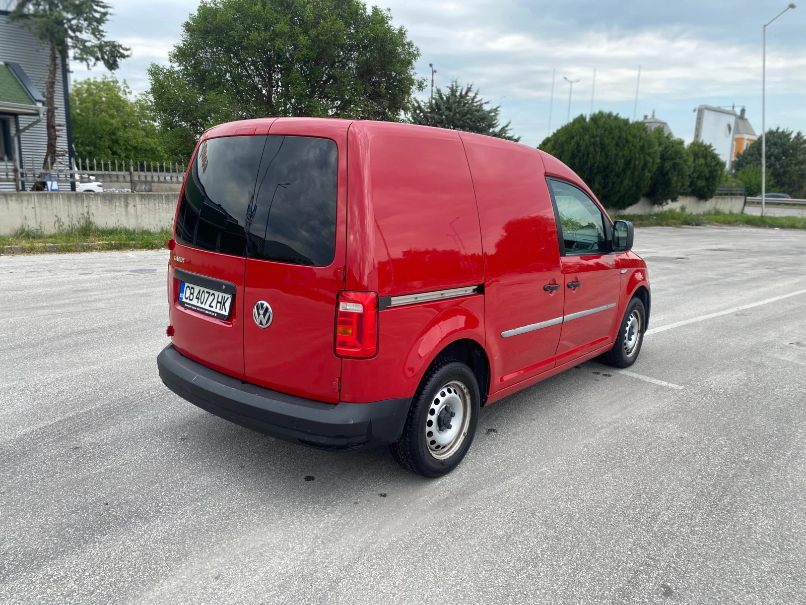 VW Caddy 2.0 TDi, с ДДС, снимка 7 - Автомобили и джипове - 54506795
