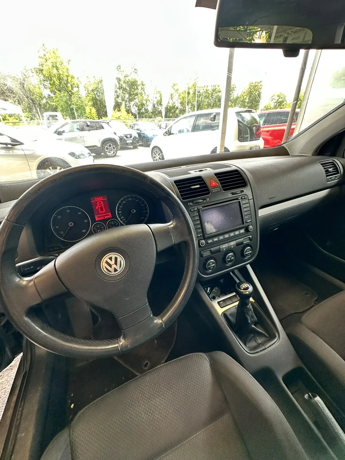 VW Golf HighLine! 2.0TDI-140ks!!, снимка 7 - Автомобили и джипове - 54784077