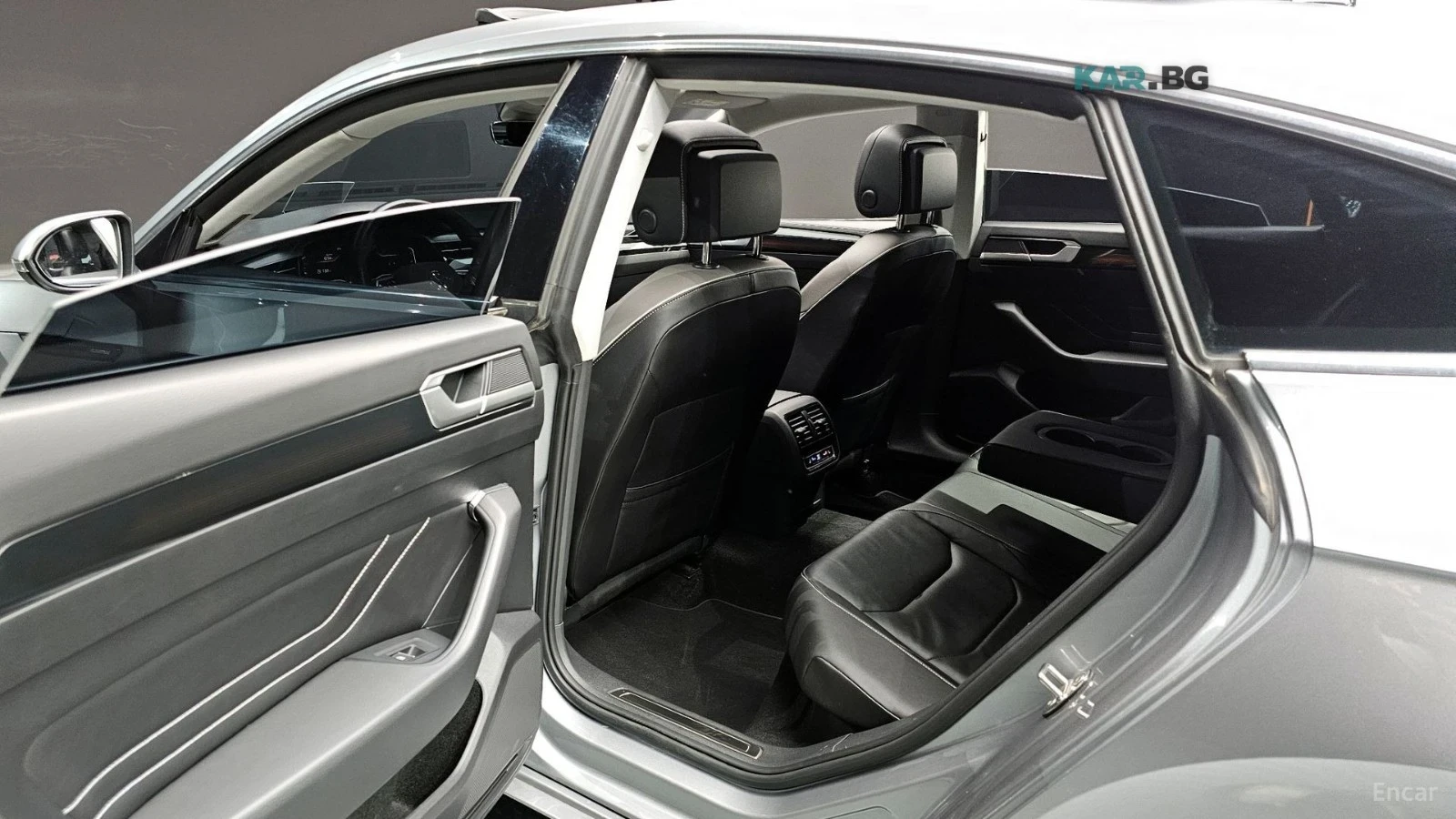 VW Arteon 2.0 TDI* PRESTIGE* КОЖА* ПАНО* ОБДУХВАНЕ* , снимка 15 - Автомобили и джипове - 54894476