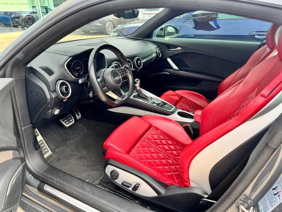 Audi Tt * TTS* АВТОКРЕДИТ БЕЗ ПЪРВОНАЧАЛНА ВНОСКА* , снимка 6 - Автомобили и джипове - 54961121