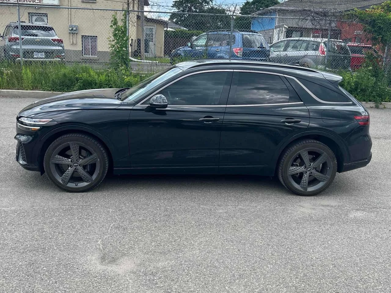 Genesis GV70 Sport | DISTRONIC | HUD | CARFAX | , снимка 2 - Автомобили и джипове - 55070753