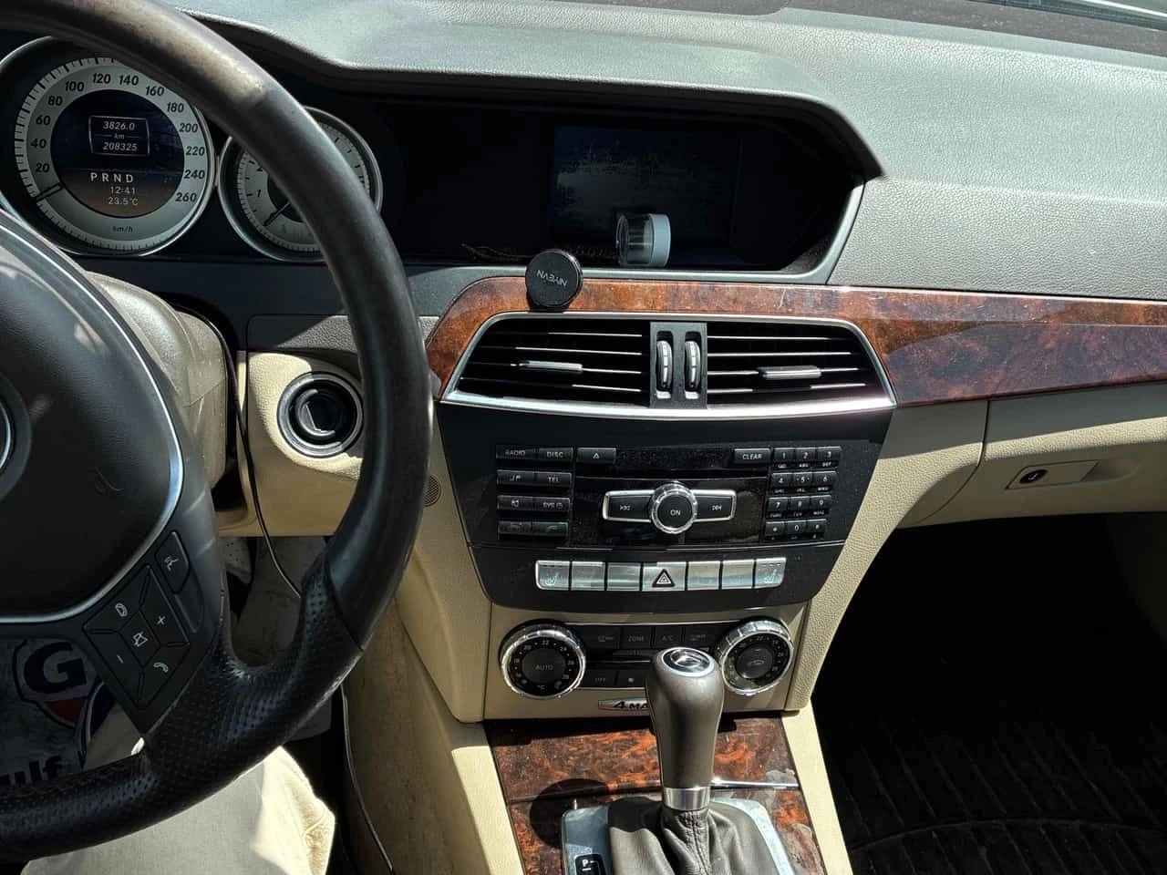 Mercedes-Benz C 300  ПОДГРЕВИ / ПАНОРАМА / ЦЕНА ДО БЪЛГАРИЯ , снимка 9 - Автомобили и джипове - 55391872