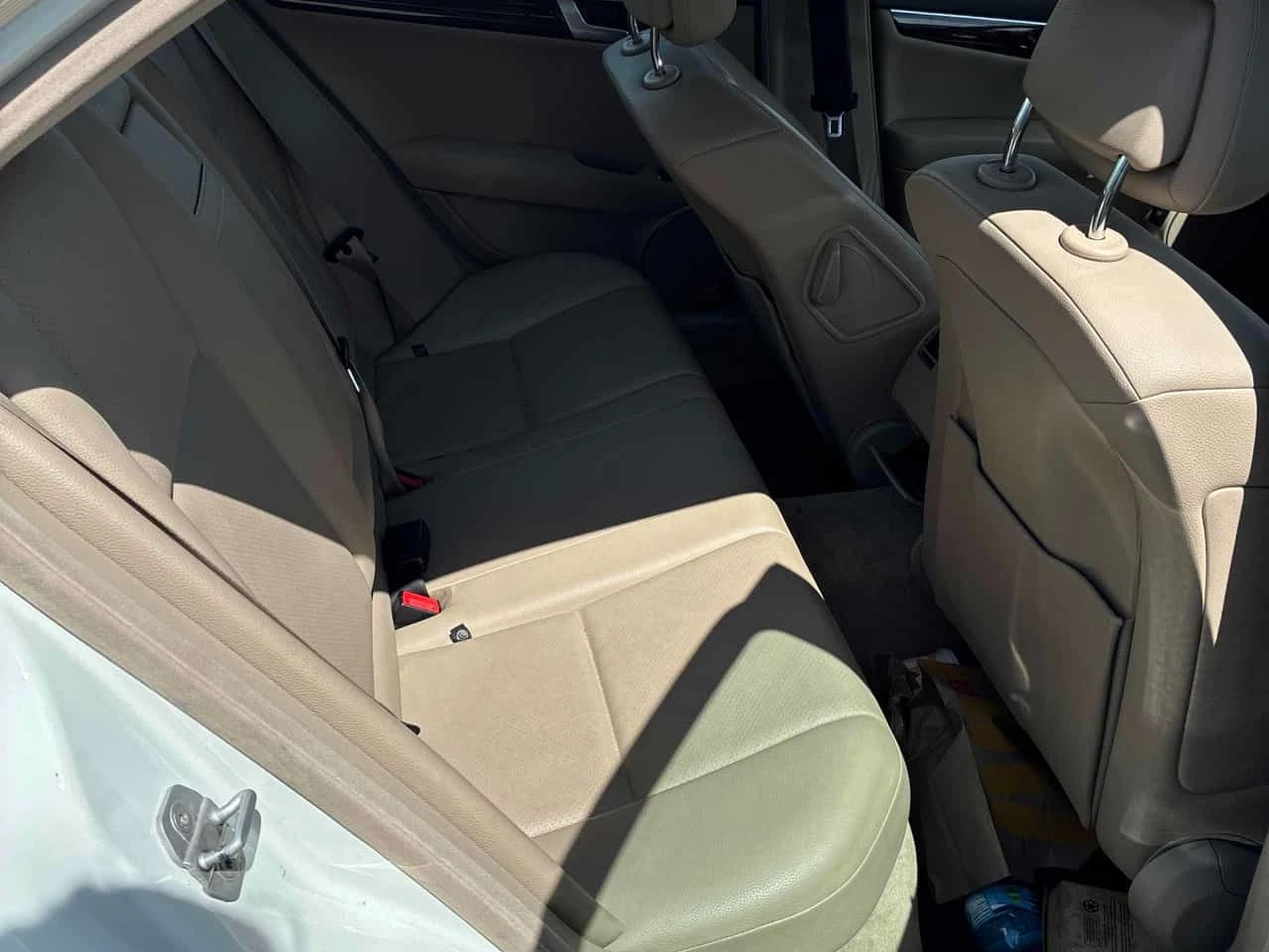 Mercedes-Benz C 300  ПОДГРЕВИ / ПАНОРАМА / ЦЕНА ДО БЪЛГАРИЯ , снимка 13 - Автомобили и джипове - 55391872