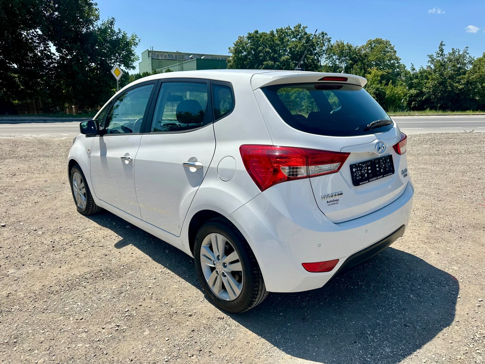 Hyundai Ix20 1.4crdi-90к.с!EU5!, снимка 5 - Автомобили и джипове - 55474330