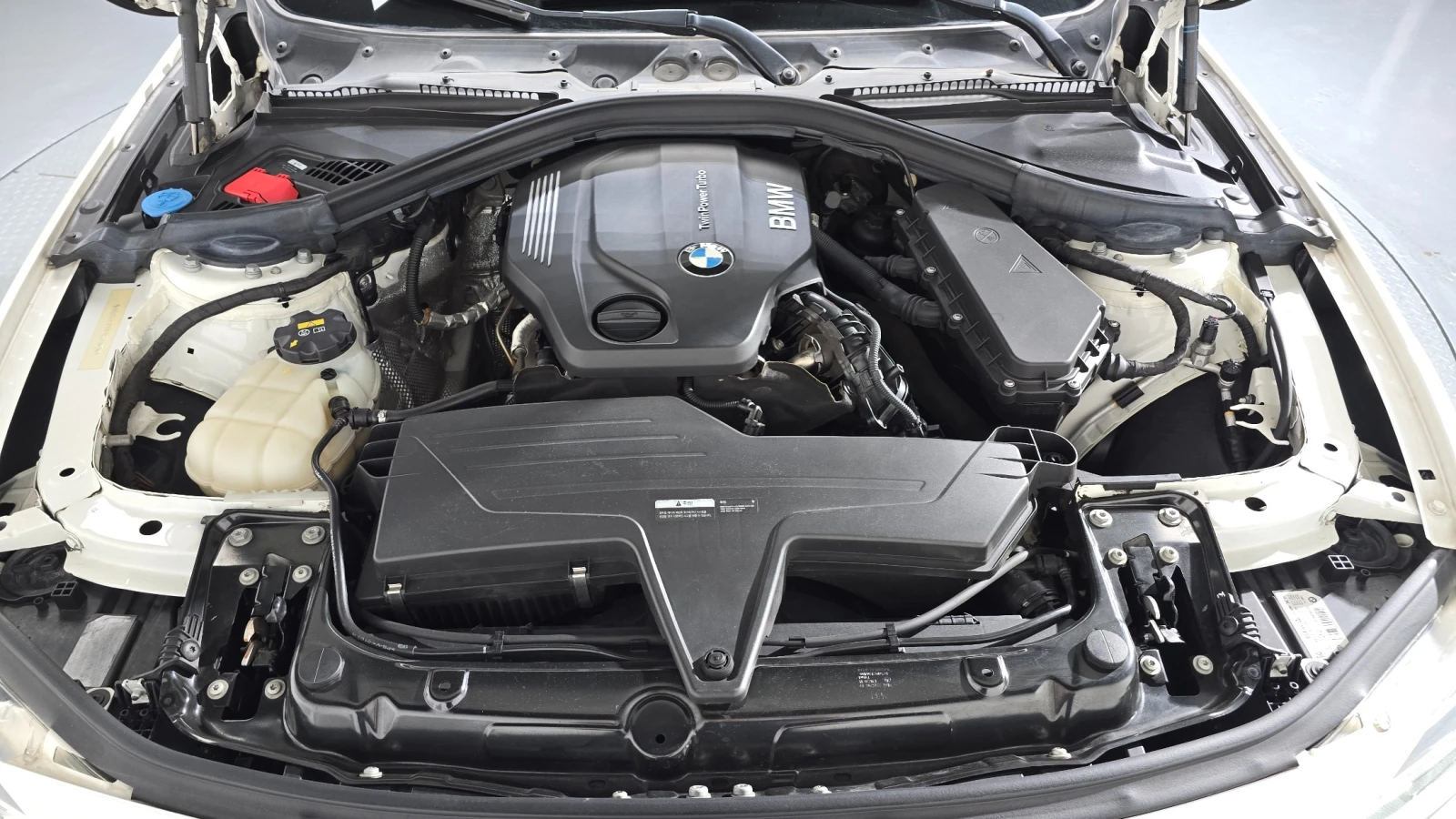 BMW 320 М SPORT SHADOW* FULL* Фиксирана цена* , снимка 5 - Автомобили и джипове - 55693051
