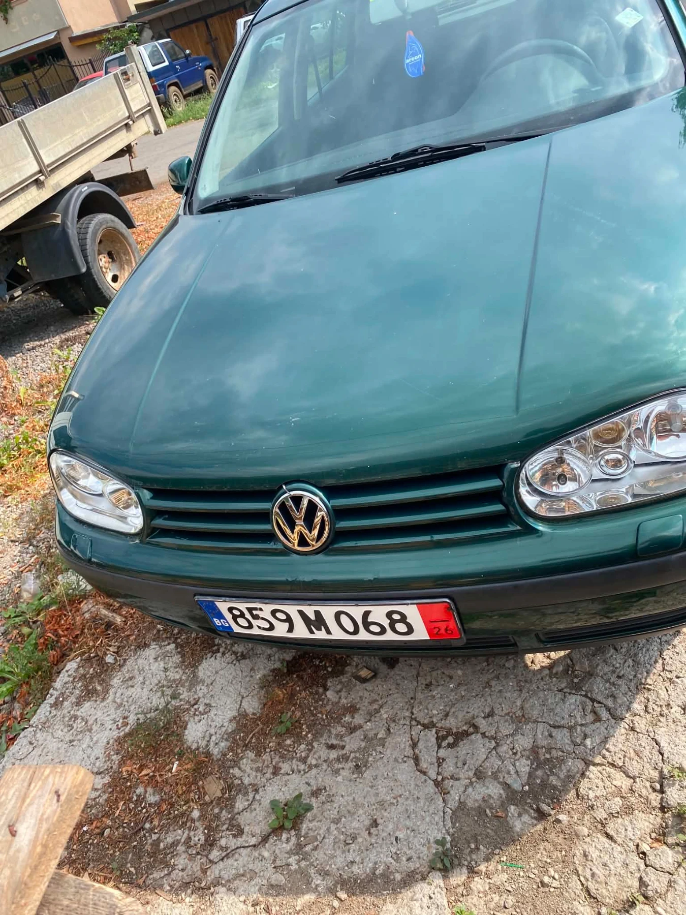 VW Golf
