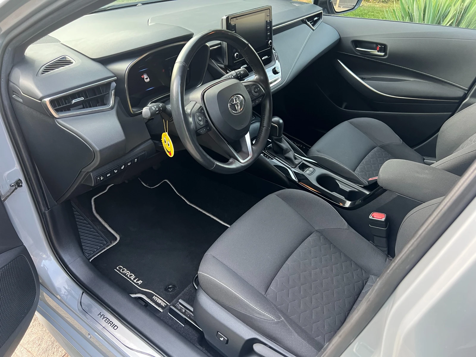 Toyota Corolla 2.0 HEV EXECUTIVE, снимка 7 - Автомобили и джипове - 55904603