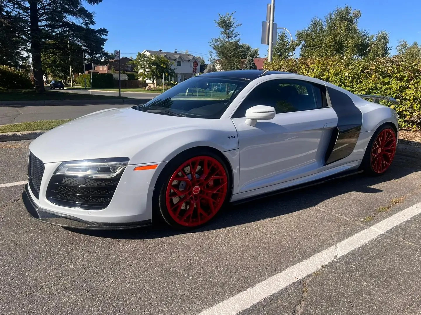 Audi R8 V10 FSI ЦЕНА ДО БЪЛГАРИЯ АВТОКРЕДИТ, снимка 7 - Автомобили и джипове - 55971997