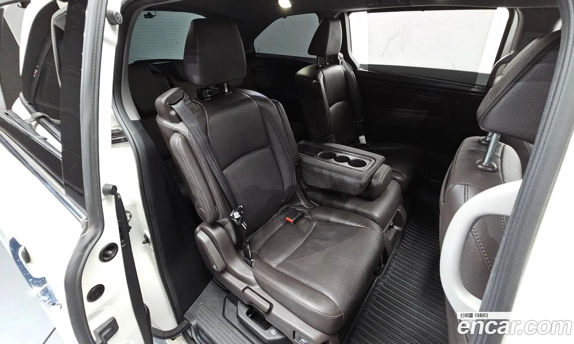 Honda Odyssey 3.5 5th, снимка 17 - Автомобили и джипове - 56122922