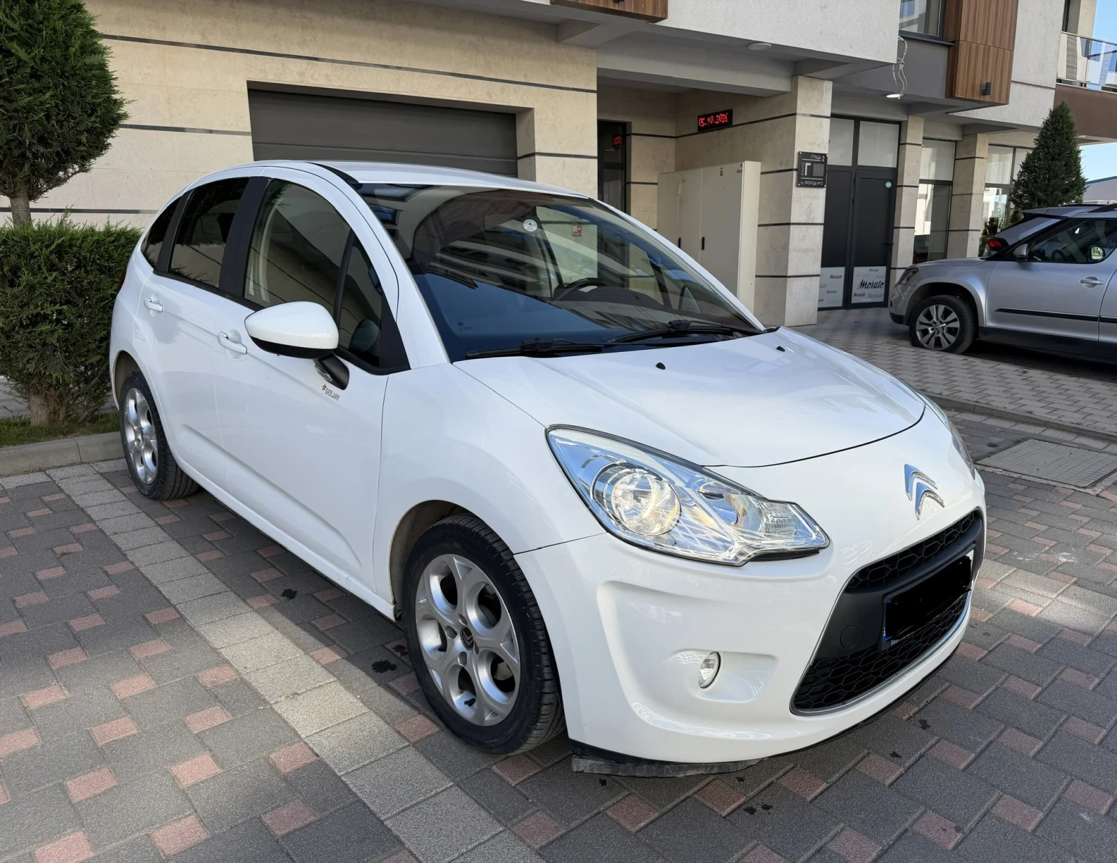 Citroen C3, снимка 2 - Автомобили и джипове - 56361262