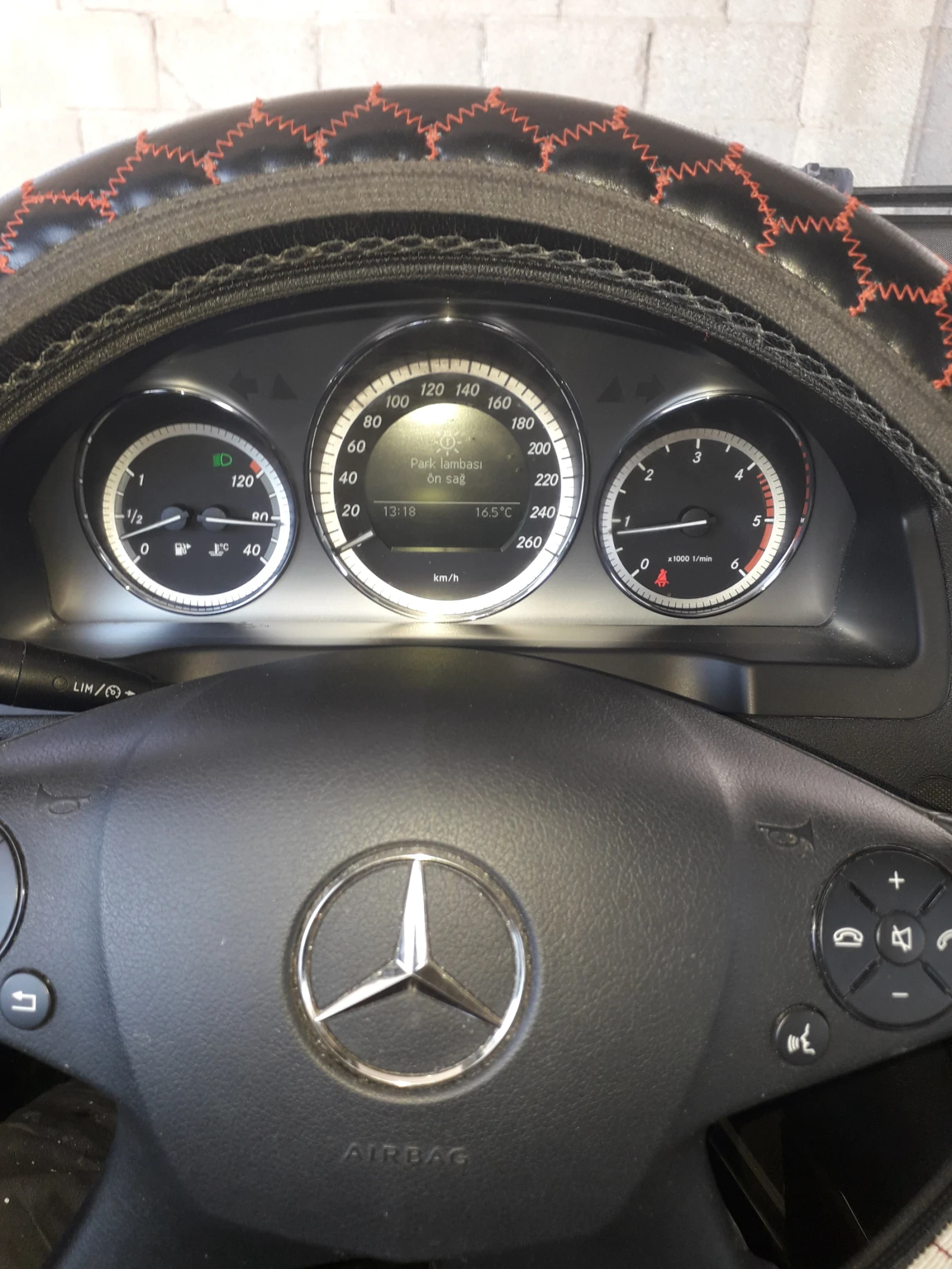 Mercedes-Benz C 220, снимка 9 - Автомобили и джипове - 56416320