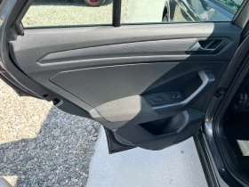 VW T-Roc = 25000км= ЧИСТО НОВ, снимка 8