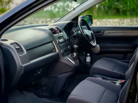 Honda Cr-v 2.2i-CDTi* 6-СКОРОСТИ* ДЕСЕН ВОЛАН* , снимка 11