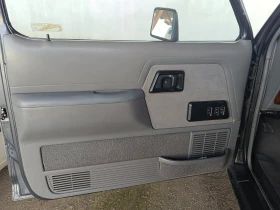 Ford Bronco XLT 4×4, снимка 12