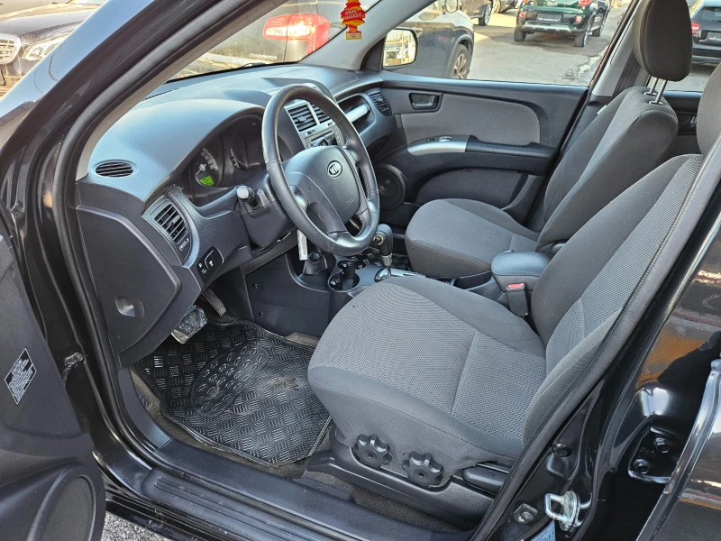 Kia Sportage 2.0CRDI/140k.c/AUTOMAT/EURO 4/ТОП, снимка 9 - Автомобили и джипове - 48138763