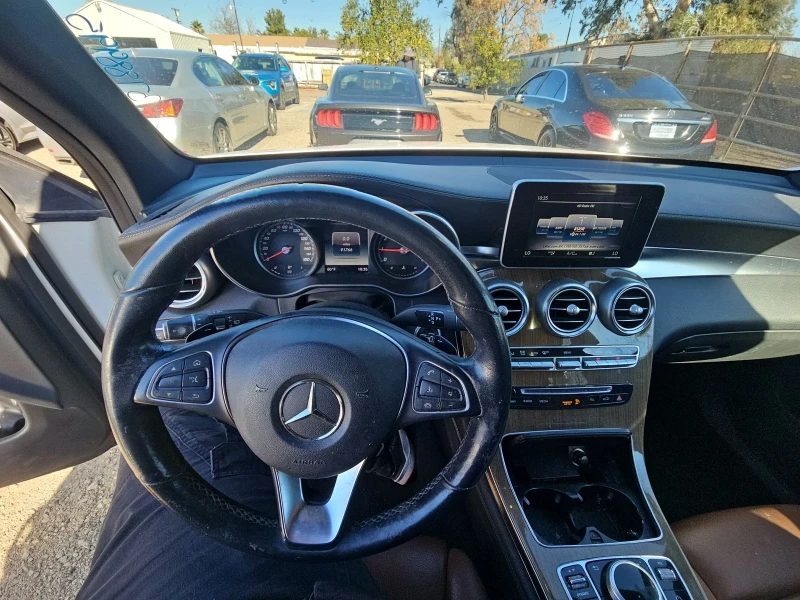 Mercedes-Benz GLC 300, снимка 11 - Автомобили и джипове - 48783469