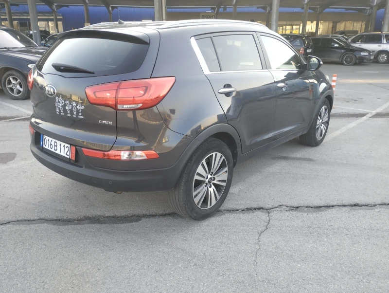 Kia Sportage 1.7 117к Фейс, снимка 6 - Автомобили и джипове - 48911574