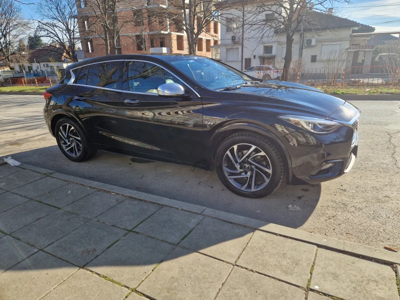 Infiniti Q30 4?4, снимка 2 - Автомобили и джипове - 48994674