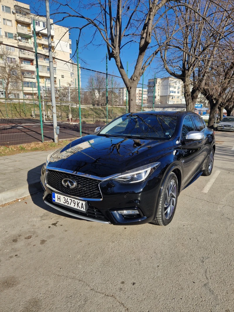 Infiniti Q30 4?4, снимка 1 - Автомобили и джипове - 48994674