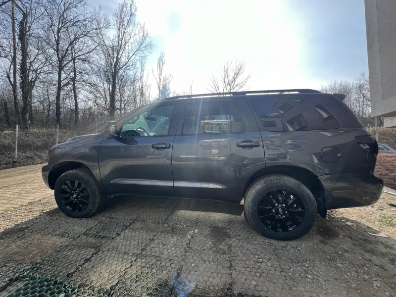 Toyota Sequoia 5.7  V8 4WD, снимка 4 - Автомобили и джипове - 49146831