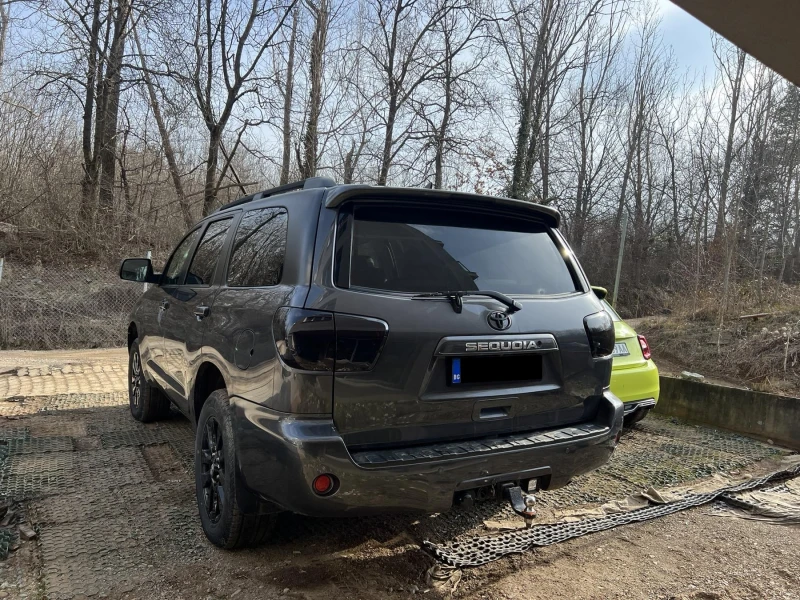 Toyota Sequoia 5.7  V8 4WD, снимка 5 - Автомобили и джипове - 49146831