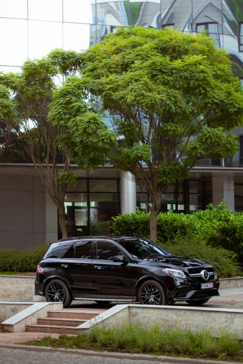 Mercedes-Benz GLE 63 S AMG, снимка 2 - Автомобили и джипове - 52624829