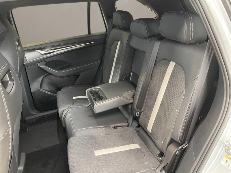 Skoda Kodiaq SPORT-LINE* CANTON* DISTR* MEMORY* KEYLESS* , снимка 12 - Автомобили и джипове - 52441692