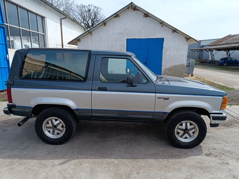 Ford Bronco XLT 4×4, снимка 2 - Автомобили и джипове - 52930307