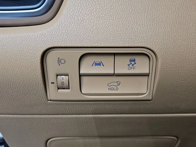 Kia Sorento, снимка 13 - Автомобили и джипове - 55474590