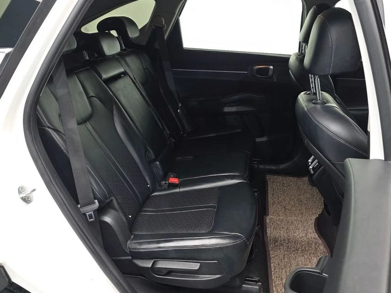 Kia Sorento Diesel 2.2 2WD| DIST| КАМЕРА| ПОДГРЕВ| ОБДУХВАНЕ, снимка 12 - Автомобили и джипове - 55736548