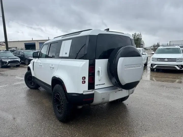 Land Rover Defender Automatic, снимка 7 - Автомобили и джипове - 56011027