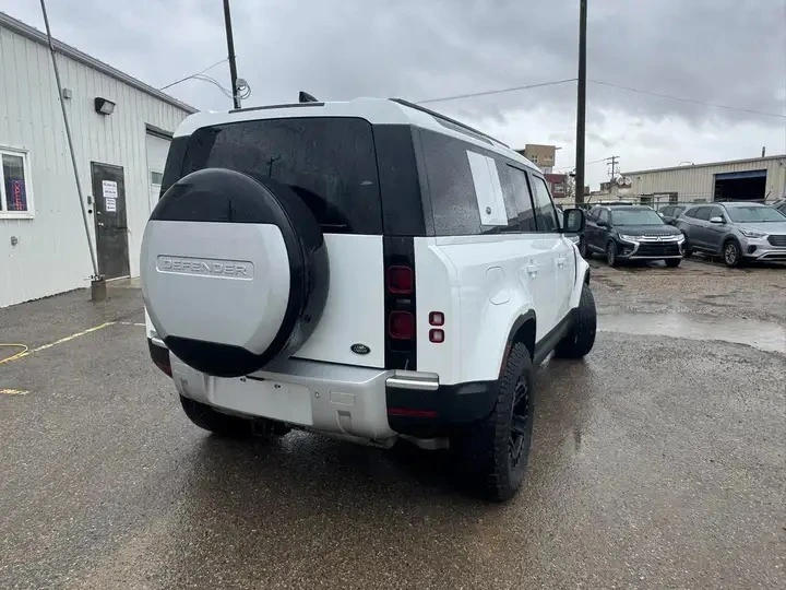 Land Rover Defender Automatic, снимка 3 - Автомобили и джипове - 56011027