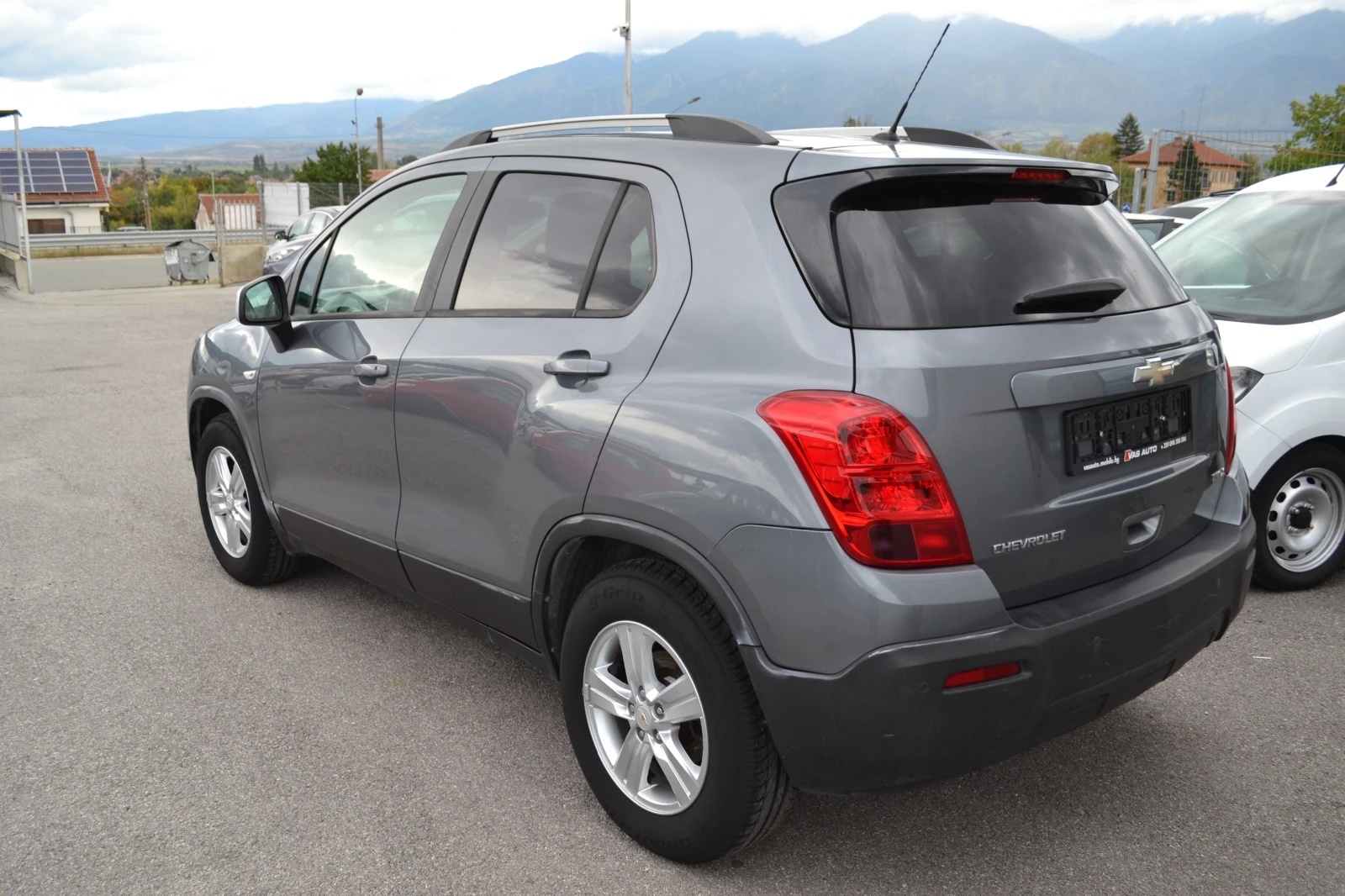 Chevrolet Trax 1.6I - изображение 6