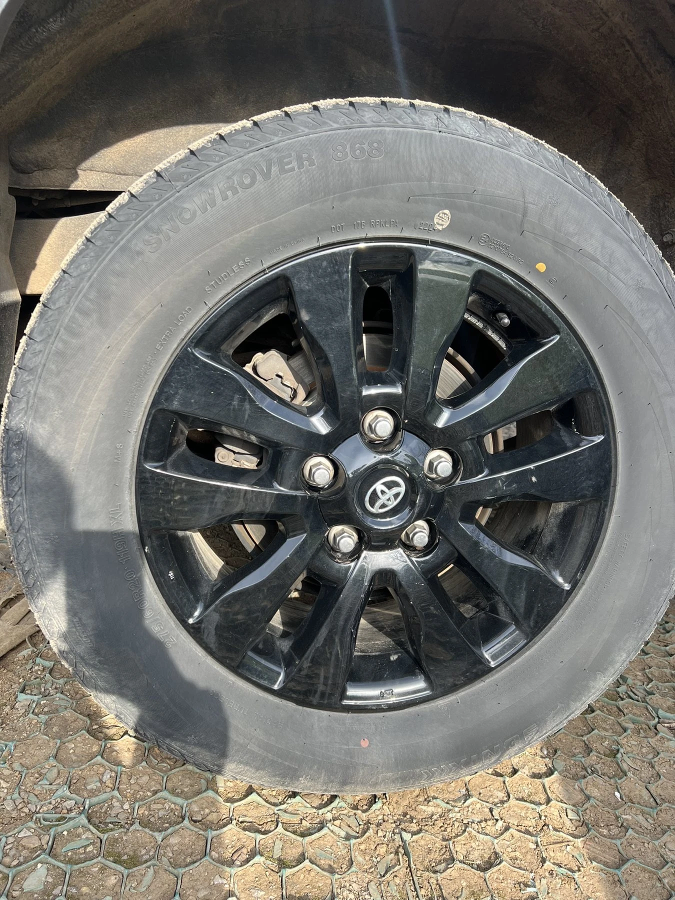 Toyota Sequoia 5.7  V8 4WD | Mobile.bg — изображение 12